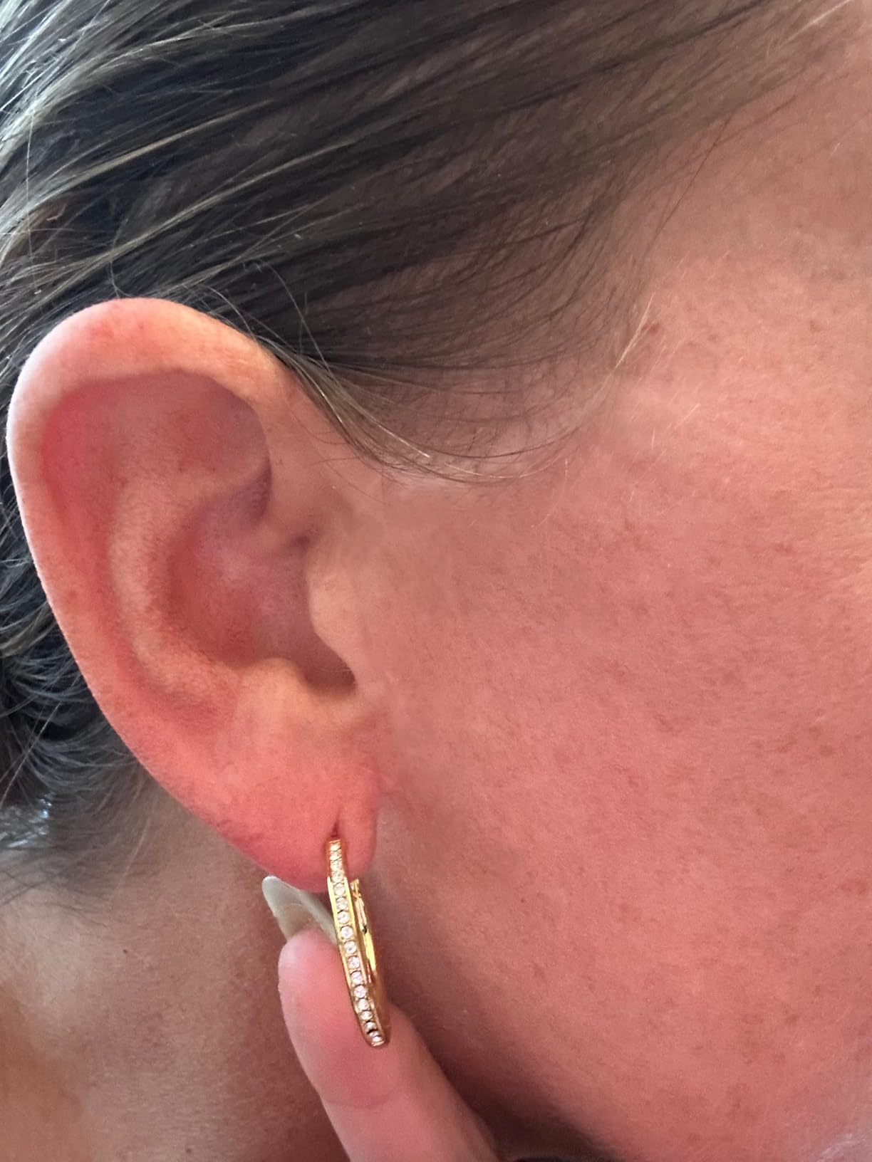 Cate & Chloe Bianca 18K Gold-Plated Hoop Earrings, Elegant Jewelry for Women with Round Cut Simulated Diamond Crystals, 25mm Silver Hoops Holiday Gift for Her on Christmas, Birthday, and Anniversary - Customer Photo 3