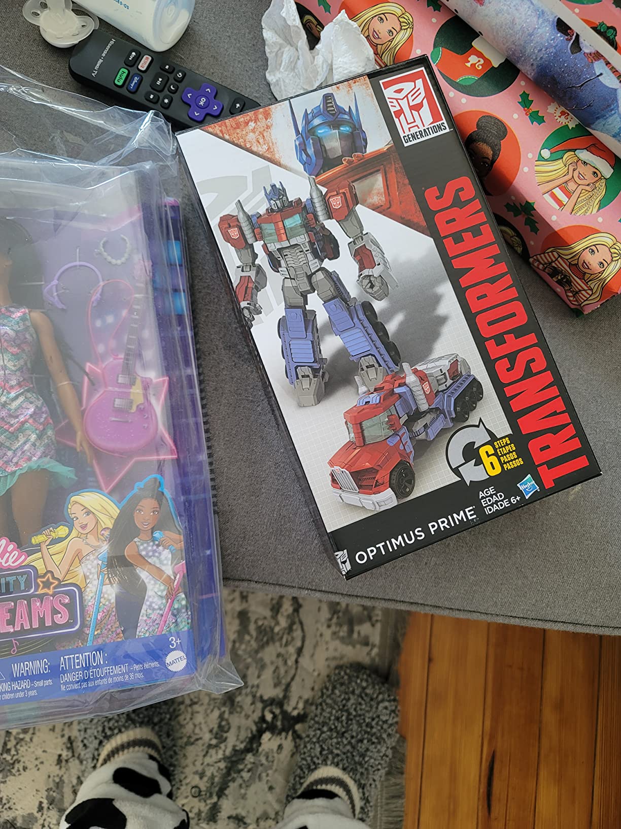 Transformers Toys Heroic Optimus Prime Action Figure - Timeless Large-Scale Figure, Changes into Toy Truck - Toys for Kids 6 and Up, 11-inch (Amazon Exclusive) - Customer Photo 4