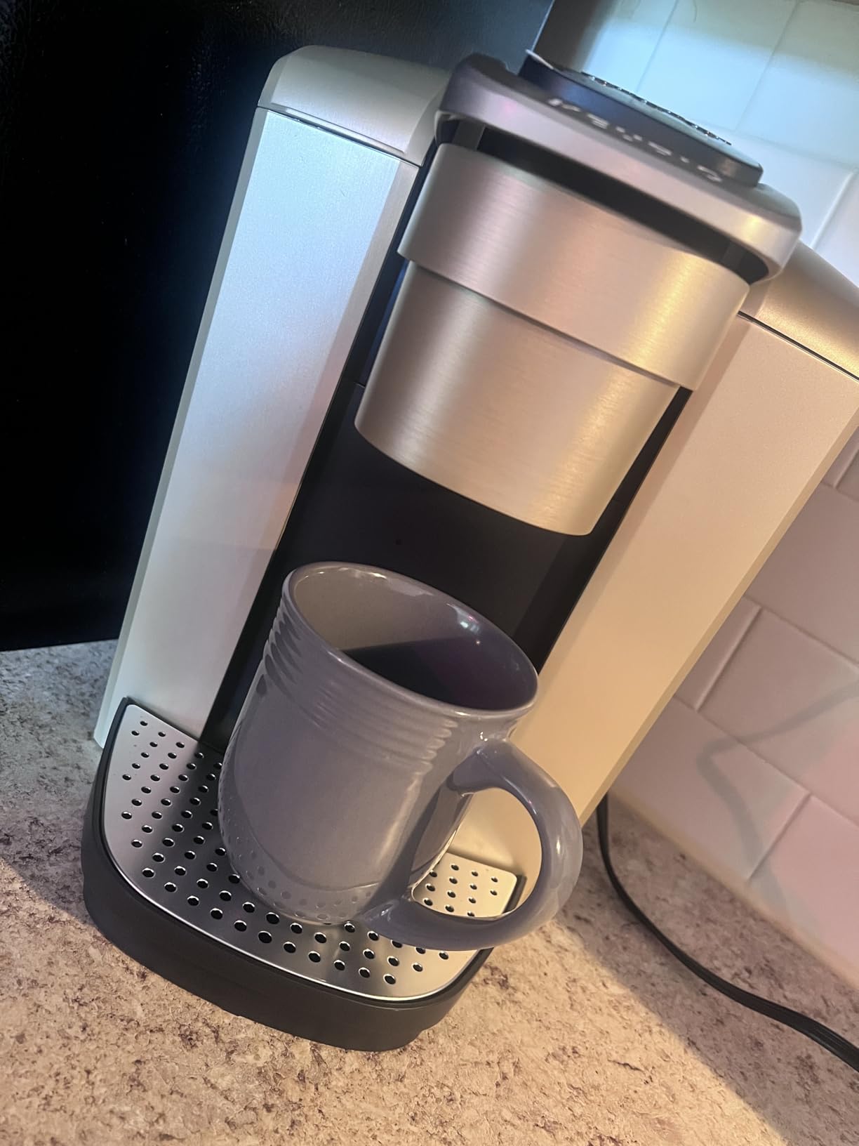 Keurig K-Elite Single Serve K-Cup Pod Coffee Maker, with Strength and Temperature Control, Iced Coffee Capability, 8 to 12oz Brew Size, Programmable, Brushed Slate - Customer Photo 1