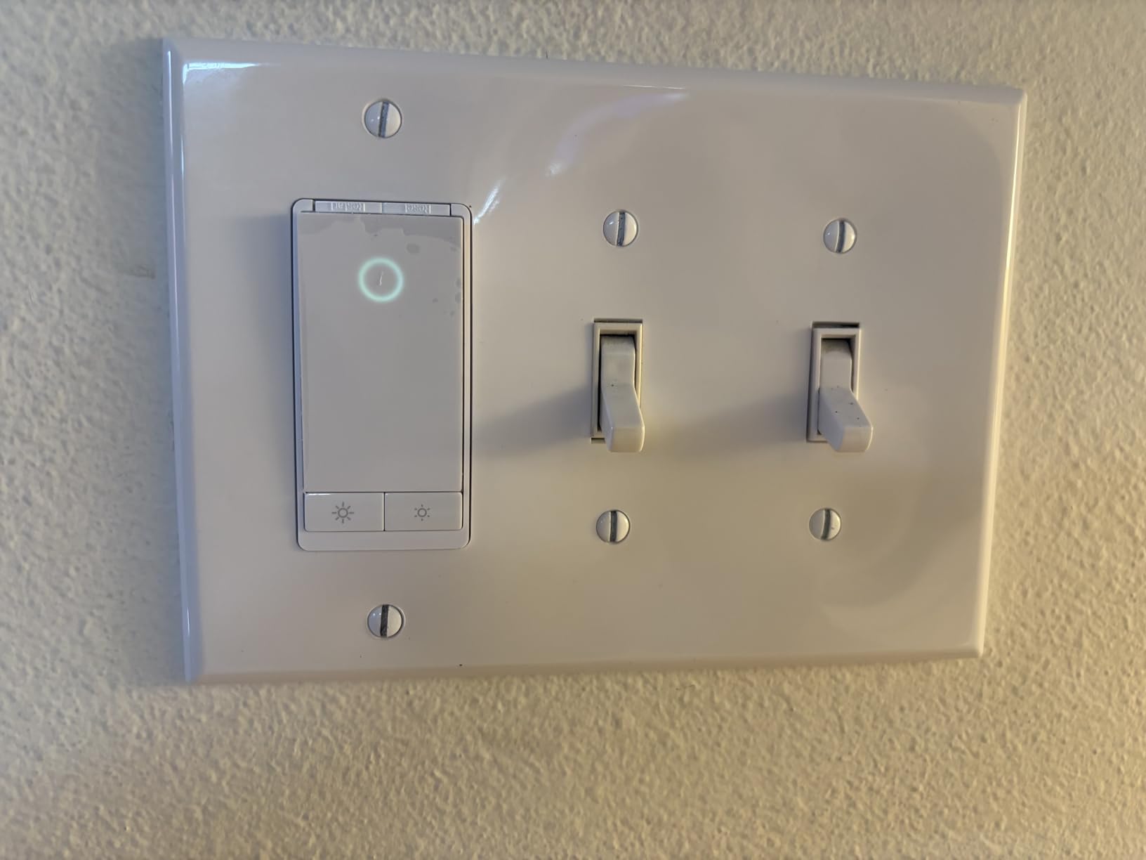 Kasa Smart Dimmer Switch HS220, Single Pole, Needs Neutral Wire, 2.4GHz Wi-Fi Light Switch Works with Alexa and Google Home, UL Certified, No Hub Required, 1 Pack - Customer Photo 2