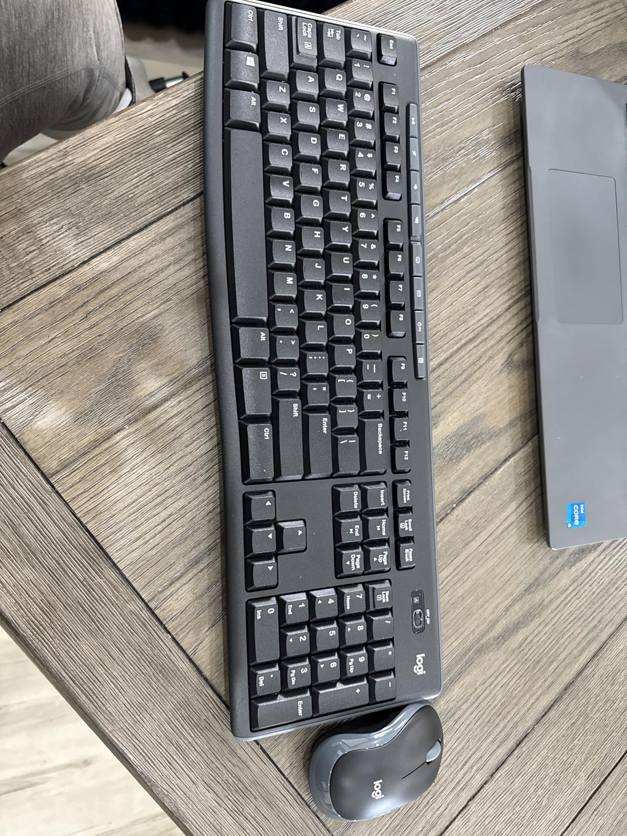 Logitech MK270 Wireless Keyboard and Mouse Combo for Windows, 2.4 GHz, 8 Multimedia Keys, PC, Laptop, Wireless Keyboard Compact Mouse Combo - Black - Customer Photo 2