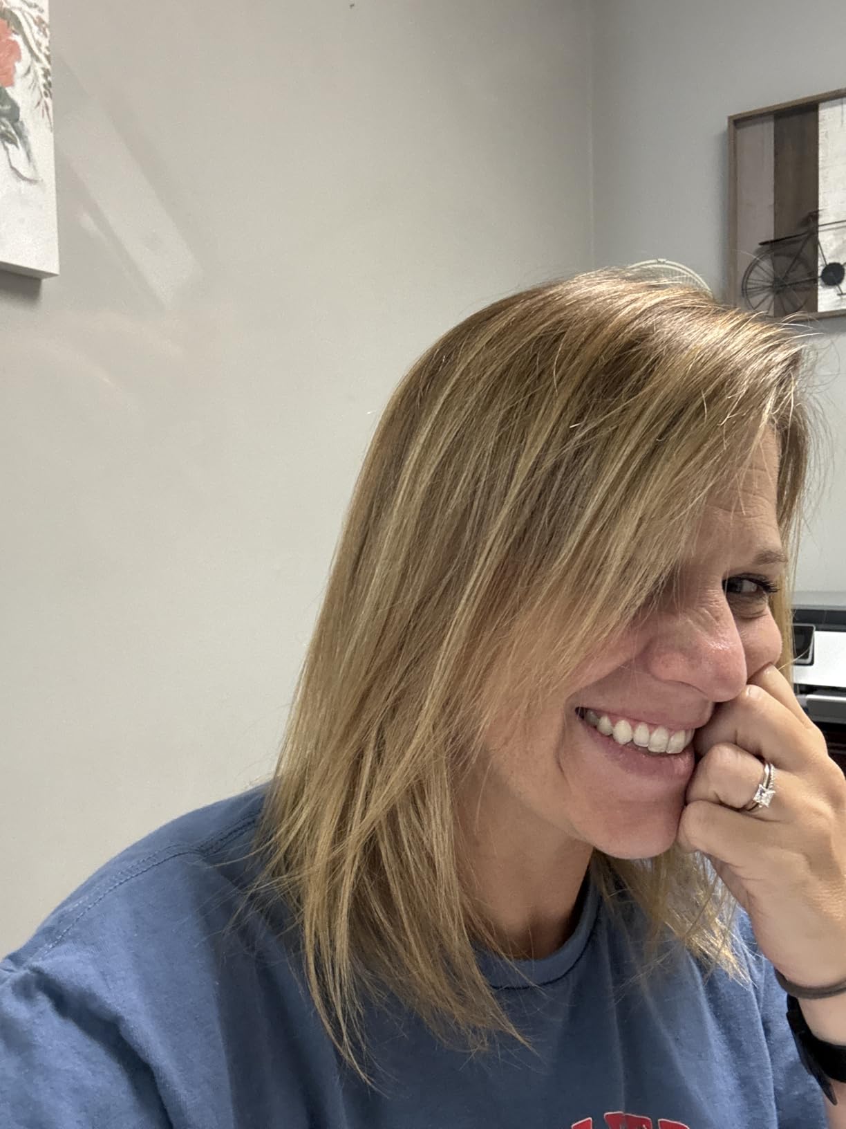 Olaplex No. 4 Bond Maintenance Shampoo, Repairs, Strengthens, & Nourishes All Hair Types, Adds Shine & Leaves Hair Feeling Soft - Customer Photo 2