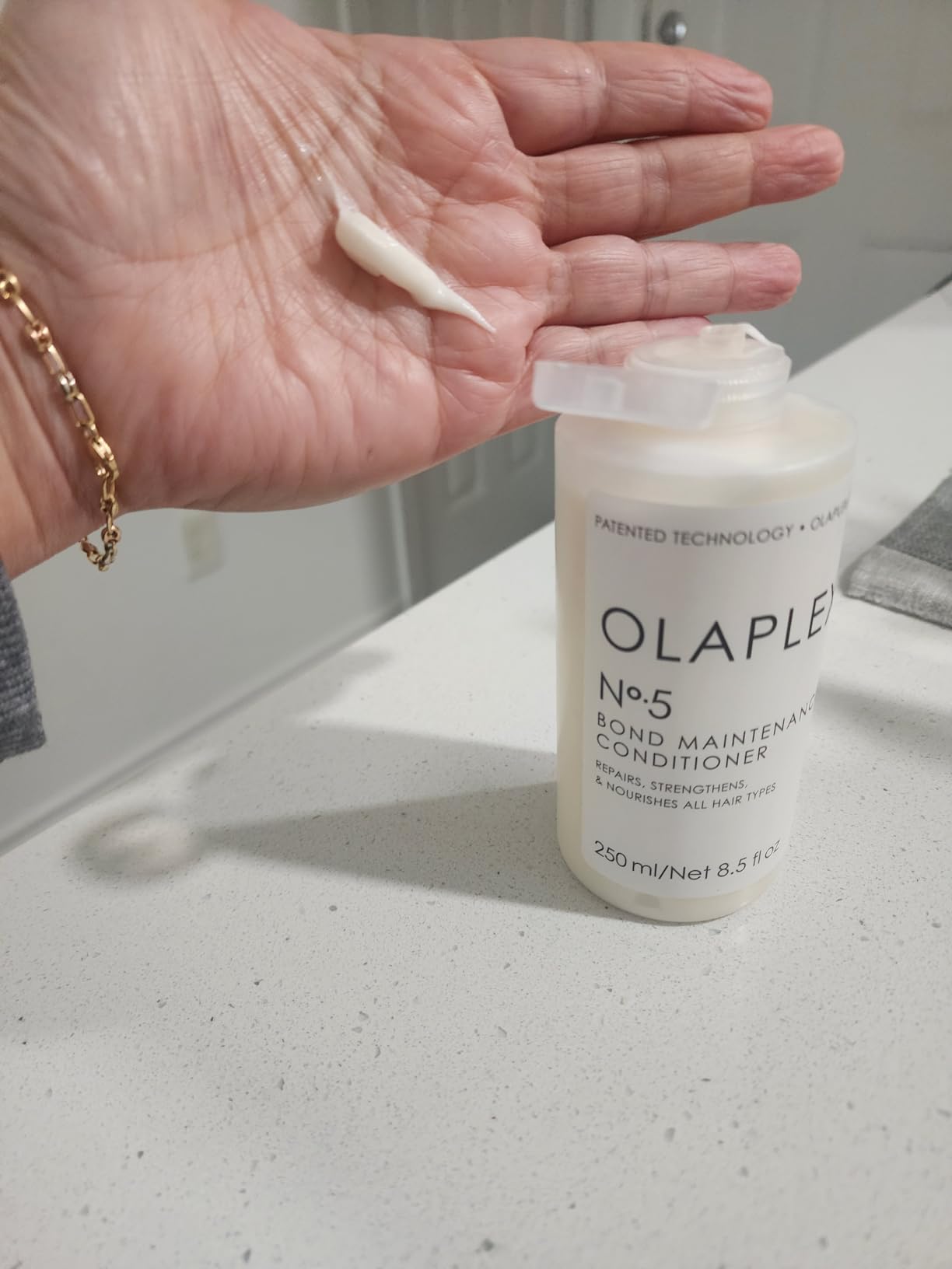 Olaplex No. 5 Bond Maintenance Conditioner, Repairs, Strengthens, & Nourishes All Hair Types, Leaving Hair Feeling Soft & Adds Shine - Customer Photo 2