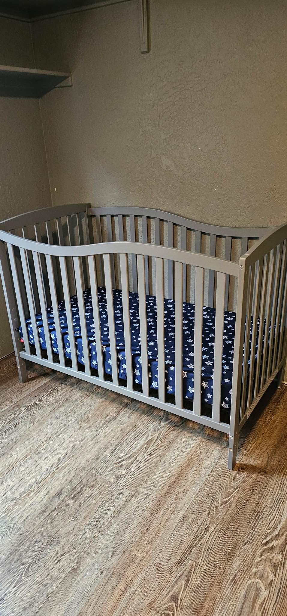 Dream On Me Chelsea 5-in-1 Convertible Full-Size Baby Crib in Steel Grey, GreenGuard Gold & BSA, Pinewood, 4 Mattress Heights, Converts to Toddler, Day & Full-Size Bed, Modern Classic Nursery customer photo 1