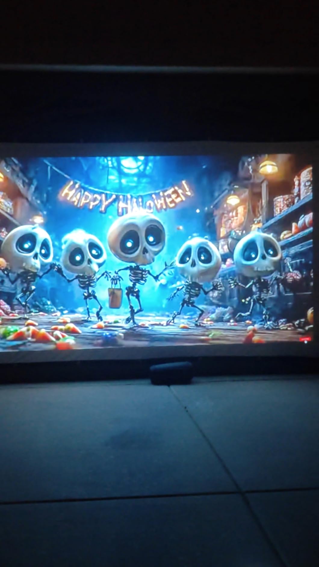 120 inch Projector Screen 16:9 Foldable Anti-Crease Portable Projector Movies Screens for Home Theater Outdoor Indoor Support Double Sided Projection customer photo 1