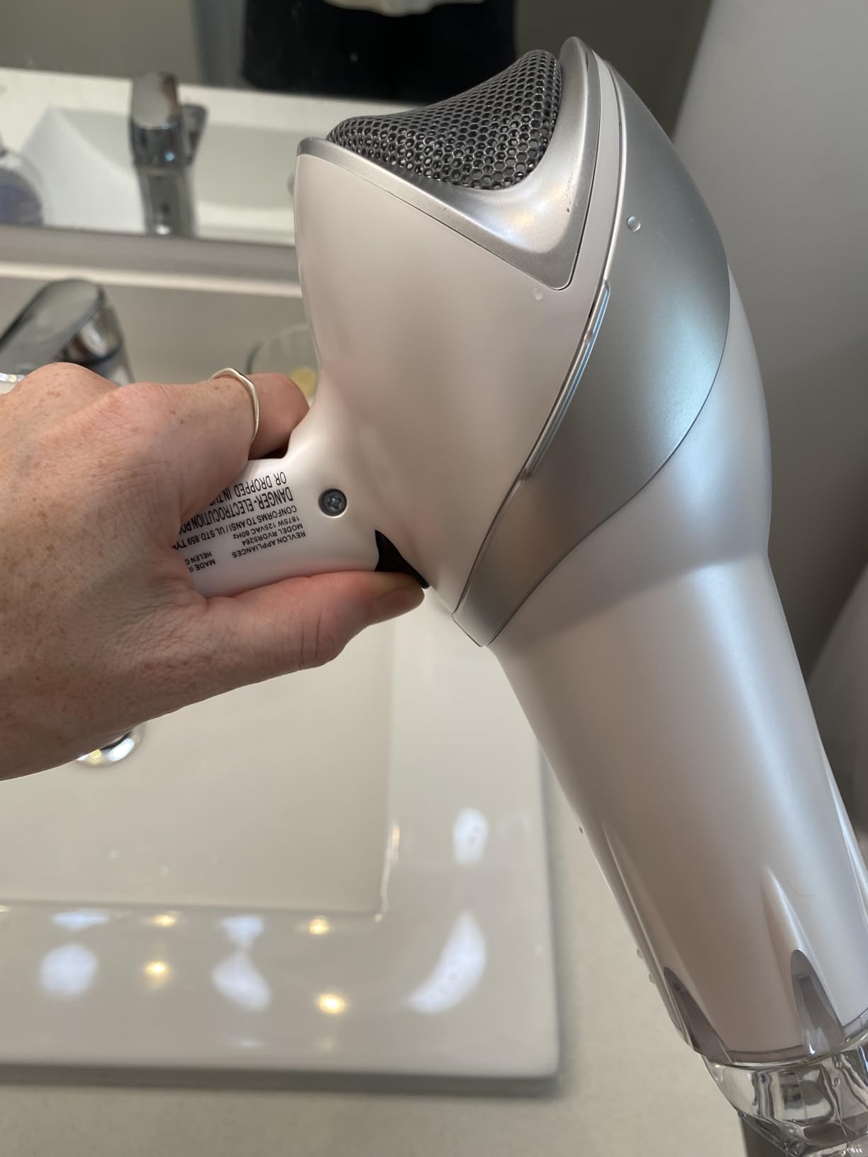 REVLON Infrared Hair Dryer with Diffuser & Concentrator - Customer Photo 4