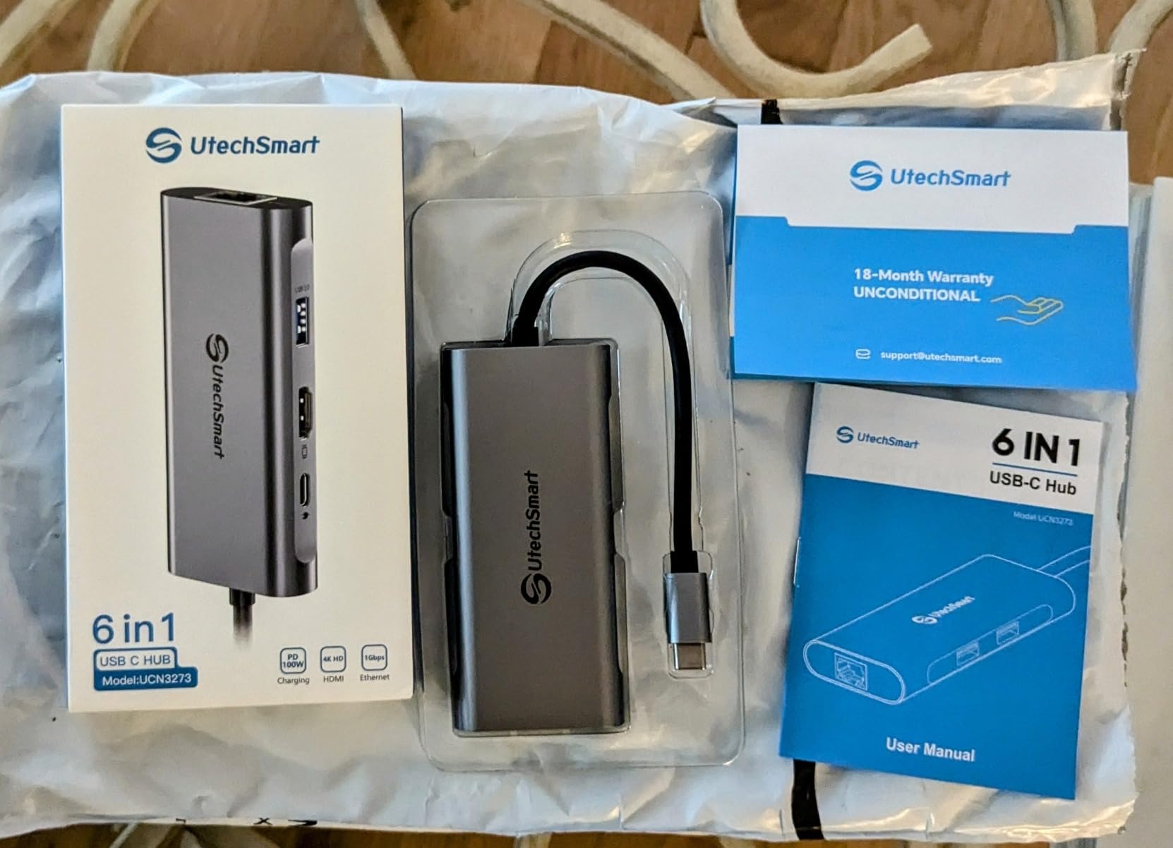 UtechSmart USB C Hub, USB C Ethernet Multiport Adapter, 6 In 1 USB C to HDMI Dock Compatible for Macbook Pro/Air, Chromebook, Dell XPS, HP and Type C Devices (Gigabit Ethernet 100W PD 4K HDMI USB 3.0) - Customer Photo 1