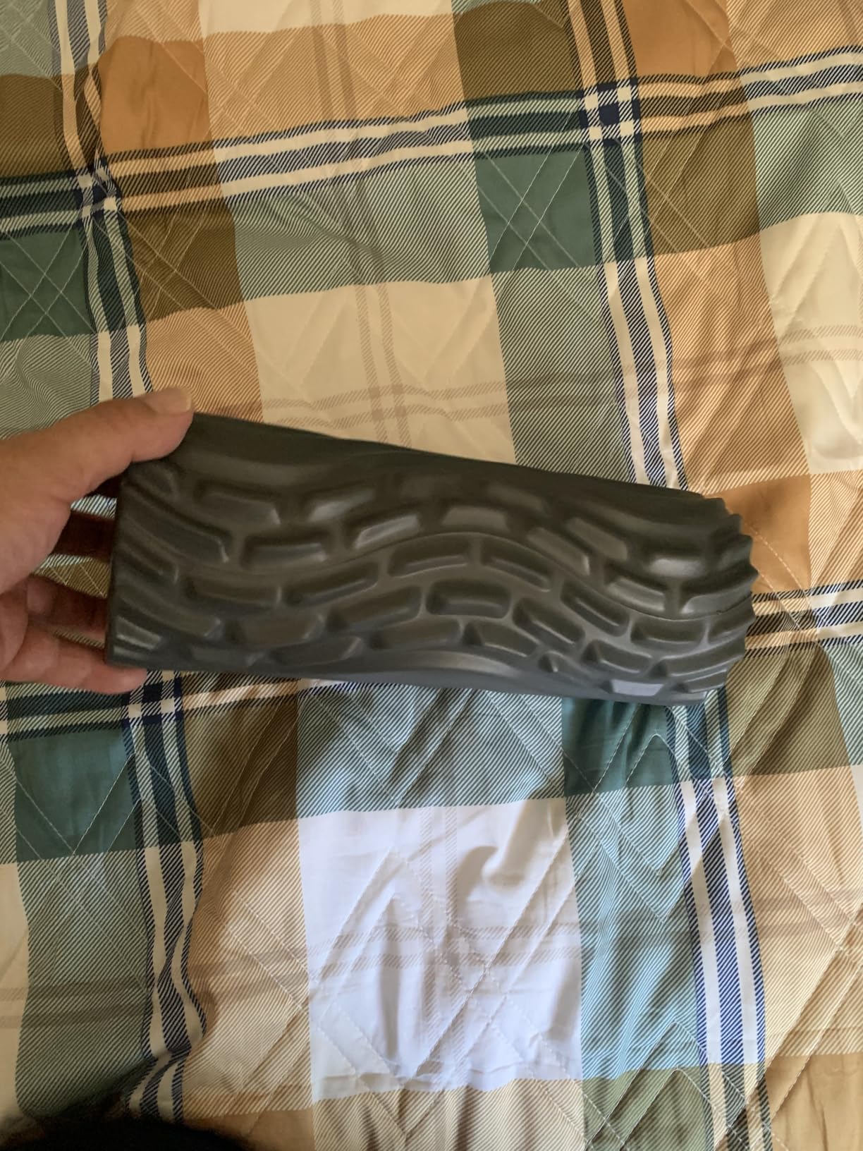 FITINDEX Vibrating Foam Roller for Back Pain, 5-Speed Muscle Massage, FSA HSA Eligible, Exercise, Muscles Deep Tissue, Physical Therapy, Pilates, Yoga, Neck, Leg, Rechargeable, Travel Portable Gray - Customer Photo 2