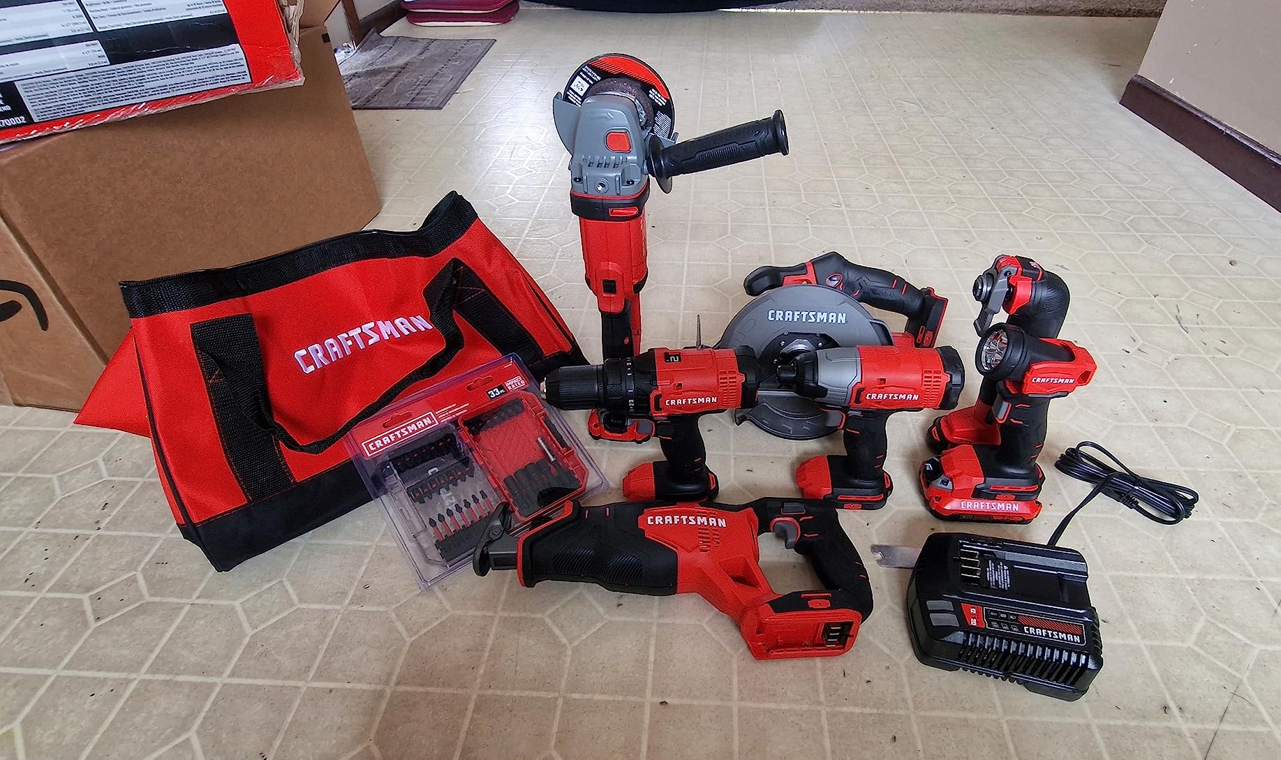 CRAFTSMAN V20 Power Tool Combo Kit, 7-Tool Cordless Power Tool Set with 2 Batteries and Charger (CMCK700D2) - Customer Photo 2