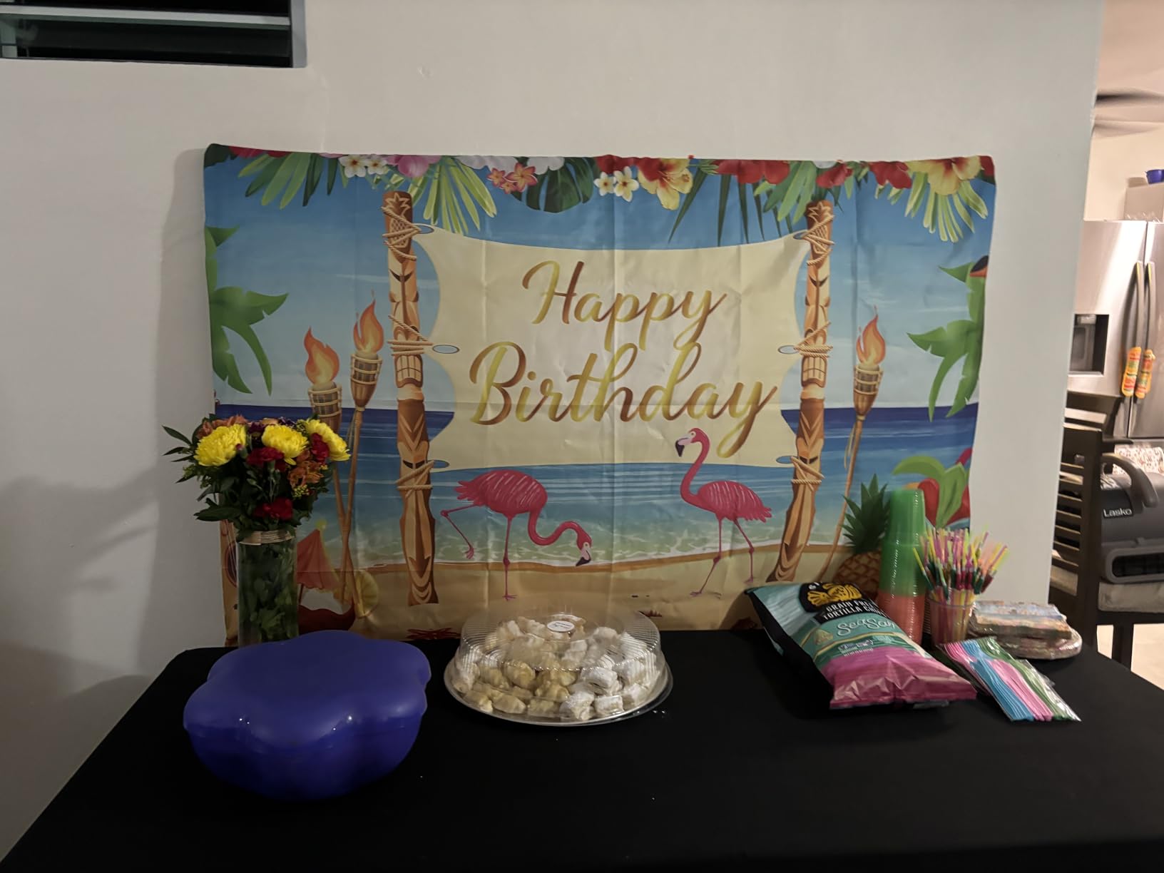 Neewer Photo Studio Backdrop Support System, 10ft/3m Wide 6.6ft/2m High Adjustable Background Stand with 4 Crossbars, 6 Backdrop Clamps, 2 Sandbags, and Carrying Bag for Portrait & Studio Photography Customer Review Neewer Photo Studio Backdrop Support System, 10ft/3m Wide 6.6ft/2m High Adjustable Background Stand with 4 Crossbars, 6 Backdrop Clamps, 2 Sandbags, and Carrying Bag for Portrait & Studio Photography - Customer Photo 5