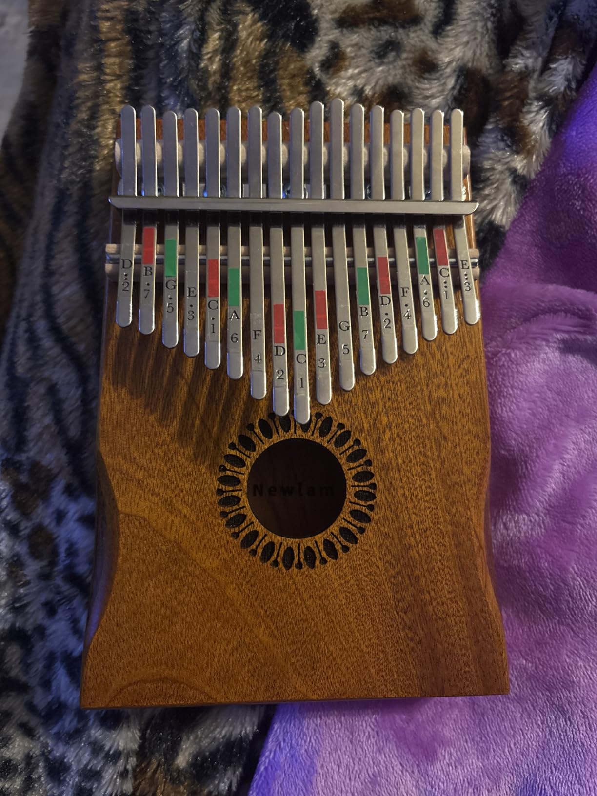 Kalimba Thumb Piano 17 Keys, Portable Mbira Finger Piano Gifts for Kids and Adults Beginners Wood - Customer Photo 1