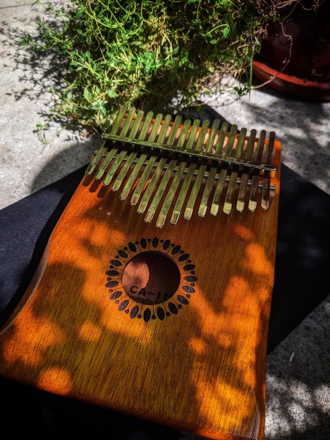 Kalimba Thumb Piano 17 Keys, Portable Mbira Finger Piano Gifts for Kids and Adults Beginners Wood - Customer Photo 3