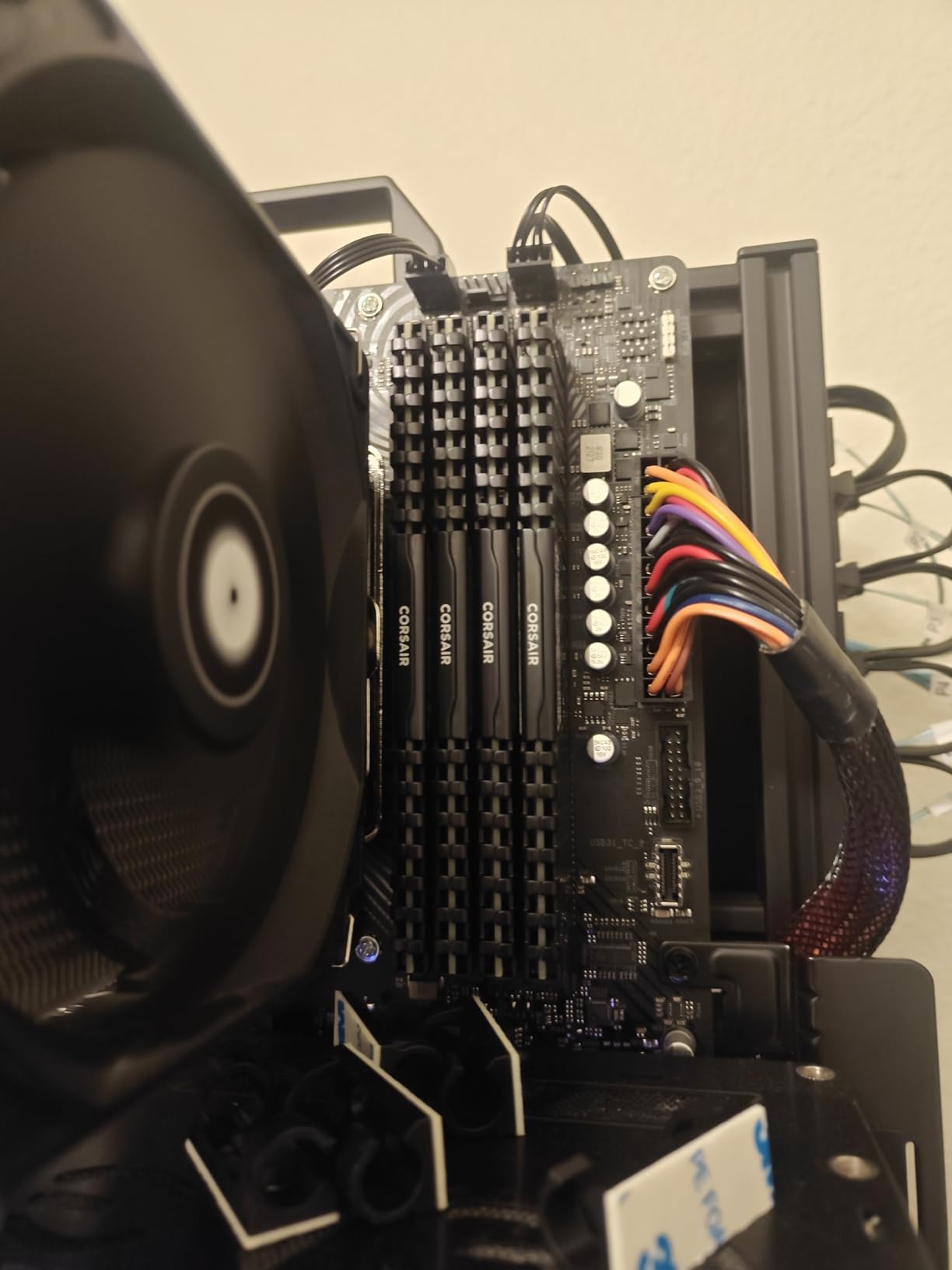 CORSAIR Vengeance LPX DDR4 RAM 32GB (2x16GB) 3200MHz CL16-20-20-38 1.35V Intel AMD Desktop Computer Memory - Black - Customer Photo 1