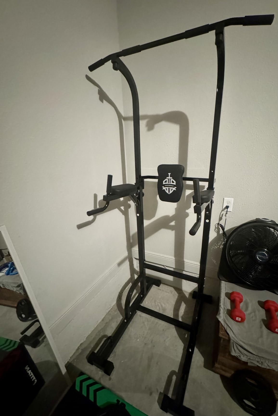 Sportsroyals Power Tower Pull Up Bar Station, 450LBS Stable Pull Up Dip Station for Home Gym Strength Training Equipment - Customer Photo 4