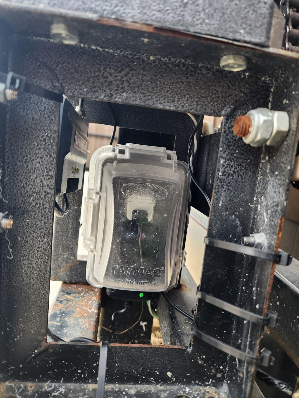 AGSHOME Smart Wi-Fi Garage Door Opener Remote, APP Control, Compatible with Alexa, Google Assistant, No Hub Needed with Smartphone Control Customer Review AGSHOME Smart Wi-Fi Garage Door Opener Remote, APP Control, Compatible with Alexa, Google Assistant, No Hub Needed with Smartphone Control - Customer Photo 1