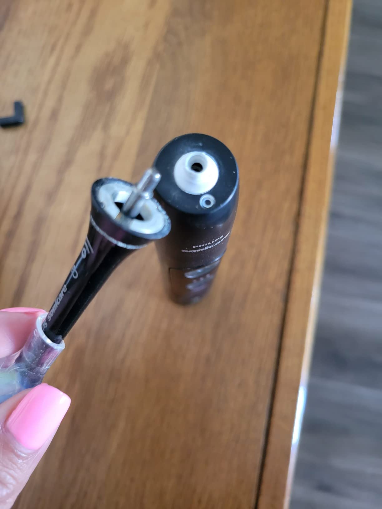Philips Sonicare ExpertClean 7500 Black, Rechargeable Electric Power Toothbrush, HX9690/05 - Customer Photo 3