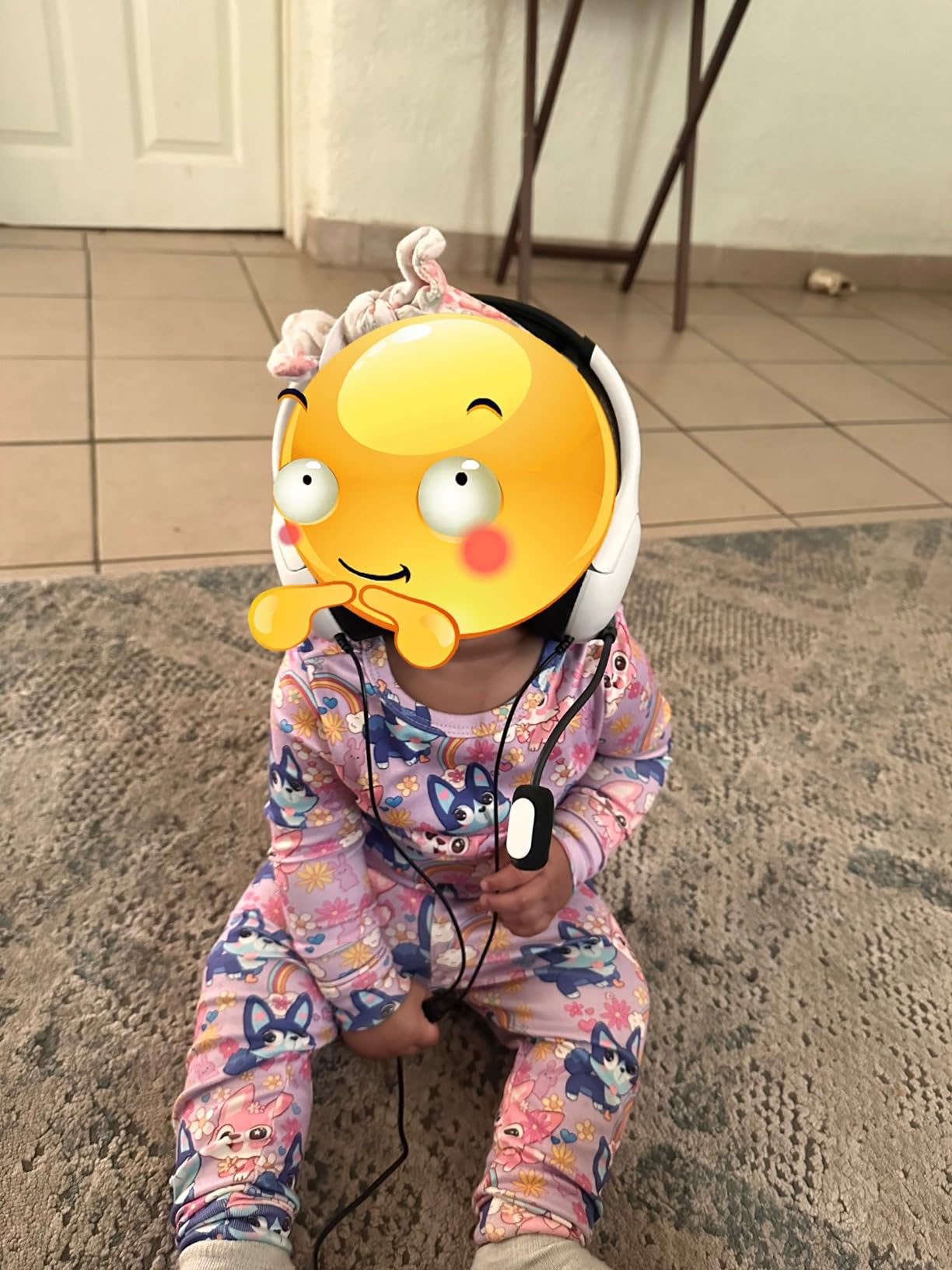 PDP AIRLITE Wired Stereo Gaming Headset, Officially Licensed by Sony PlayStation 5, PS5/PS4/PS3/PC, Lightweight Durable Headphones, 3.5mm audio jack, Noise-canceling Flip-to-Mute Mic, Frost White - Customer Photo 3