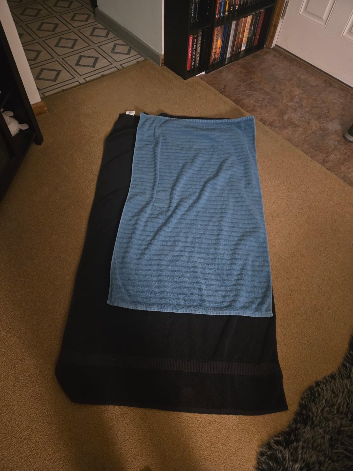 Utopia Towels Luxurious Jumbo Bath Sheet 2 Piece, 600 GSM, 35 by 70 Inches, 100% Ring Spun Cotton, Highly Absorbent and Quick Dry Extra Large Bath Towel, Super Soft Towel, Grey - Customer Photo 5