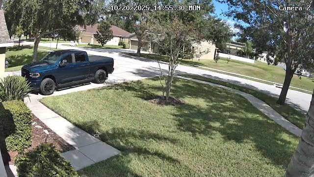 REOLINK 8CH 4K Security Camera System, 6pcs H.265 Bullet Wired PoE Cameras for Home Security Outdoors, Smart Person Vehicle Detection, 8CH NVR Recorder with 2TB HDD for 24-7 Recording, RLK8-800B6 - Customer Photo 1