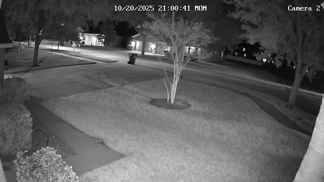 REOLINK 8CH 4K Security Camera System, 6pcs H.265 Bullet Wired PoE Cameras for Home Security Outdoors, Smart Person Vehicle Detection, 8CH NVR Recorder with 2TB HDD for 24-7 Recording, RLK8-800B6 - Customer Photo 2