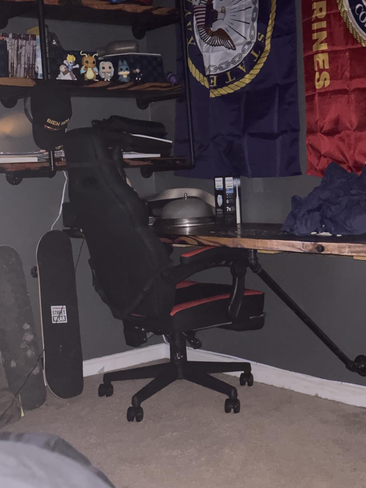 LEMBERI Gaming Chairs with Footrest,Ergonomic Video Game Chairs for Adults,Big and Tall Chair 400lb Weight Capacity, Racing Style Computer Gamer Chair with Headrest and Lumbar Support - Customer Photo 1