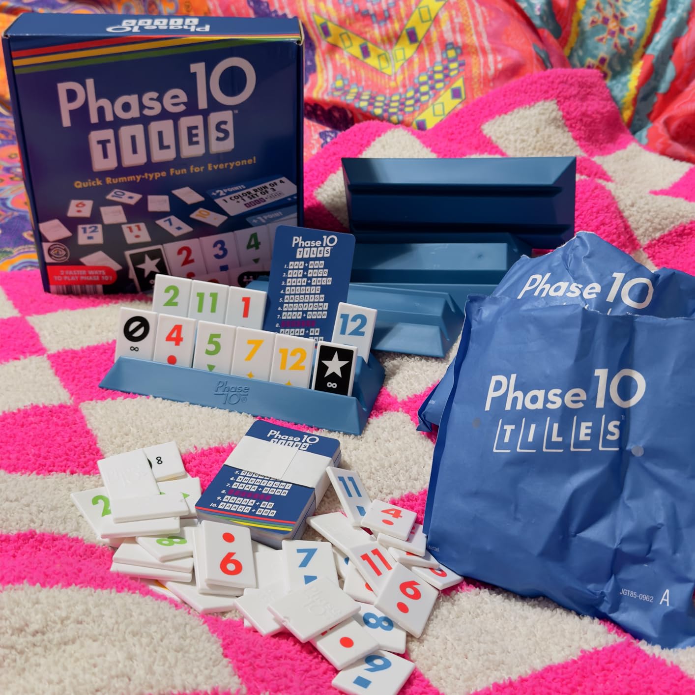 Mattel Games Phase 10 Card Game with Color Blind Accessible Deck in Storage & Travel Tin for Kids, Adults & Families (Amazon Exclusive) - Customer Photo 2