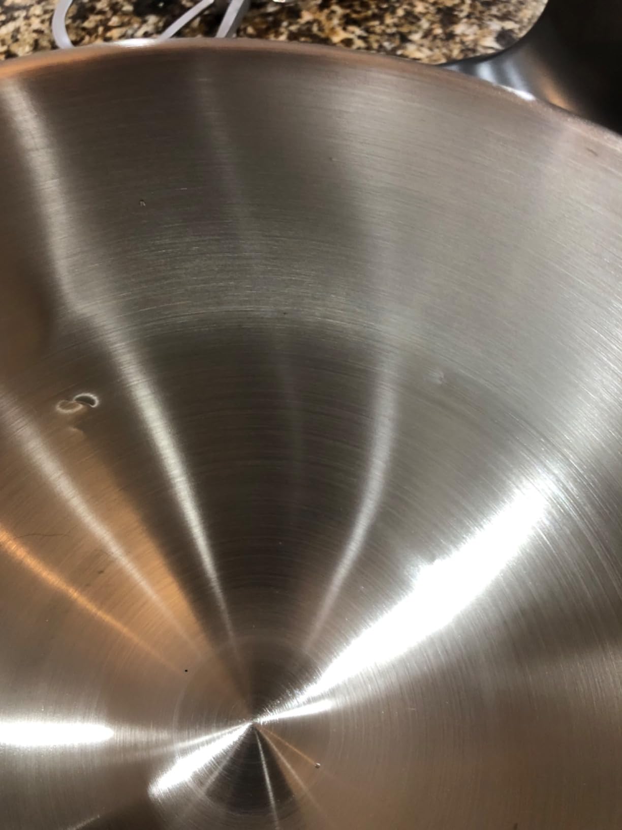 VIVOHOME Stand Mixer, 660W 10 Speed 6 Quart Tilt-Head Kitchen Electric Food Mixer with Beater, Dough Hook, Wire Whip and Egg Separator, Black Customer Review VIVOHOME Stand Mixer, 660W 10 Speed 6 Quart Tilt-Head Kitchen Electric Food Mixer with Beater, Dough Hook, Wire Whip and Egg Separator, Black - Customer Photo 4