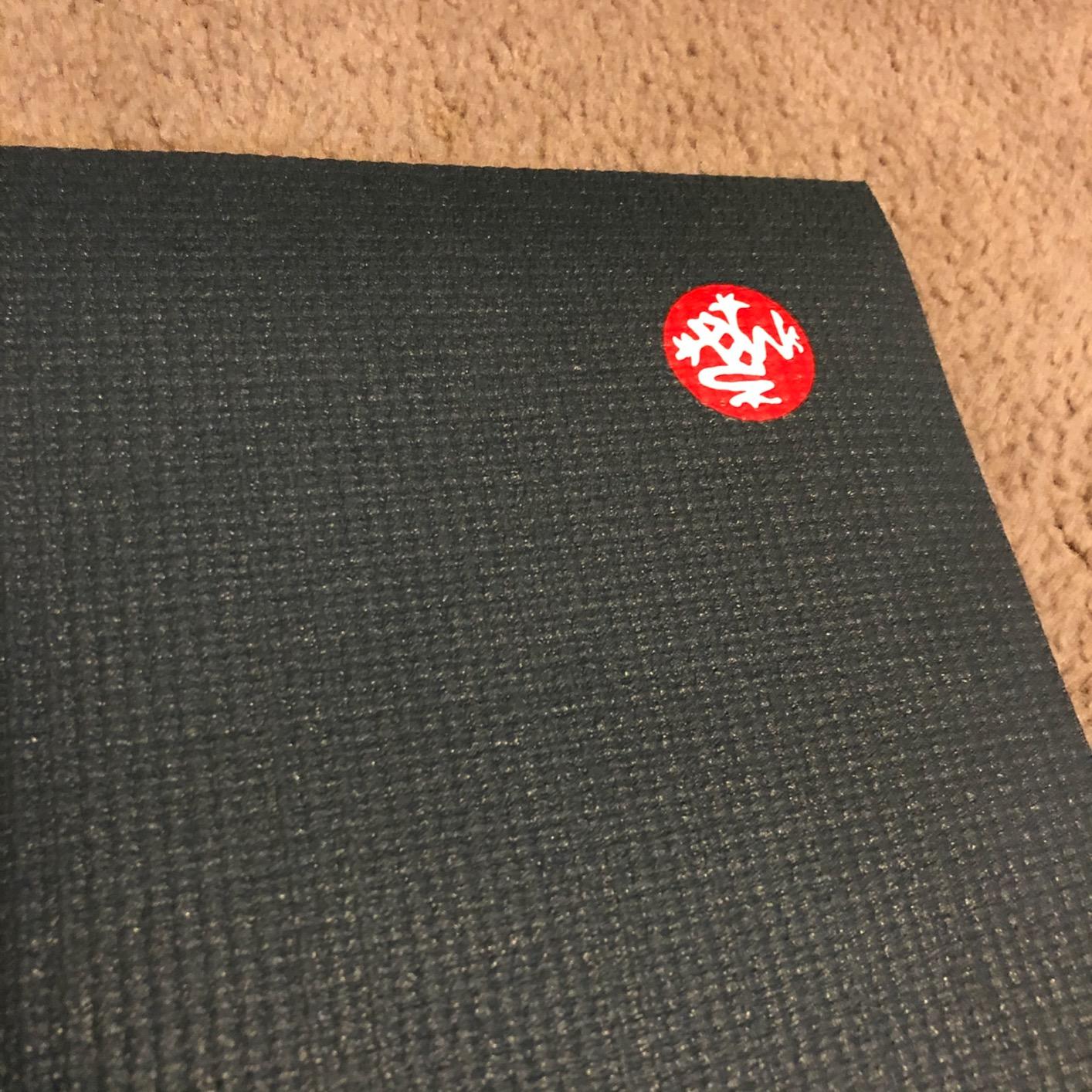 Manduka PROlite Yoga Mat - 4.7mm | Lifetime Durability | Hygienic Construction | Teacher Approved - Customer Photo 4