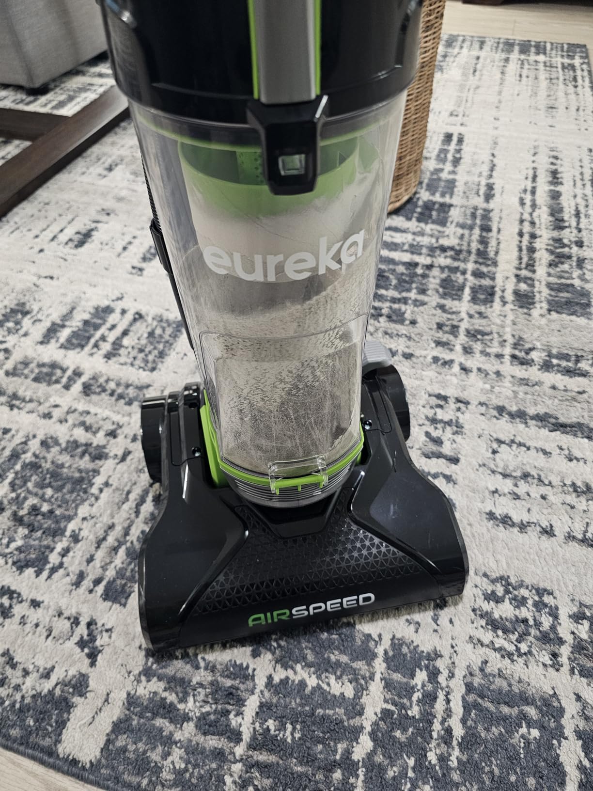 Eureka Airspeed Ultra-Lightweight Compact Bagless Upright Vacuum Cleaner, NEU10AE4, Green - Customer Photo 1