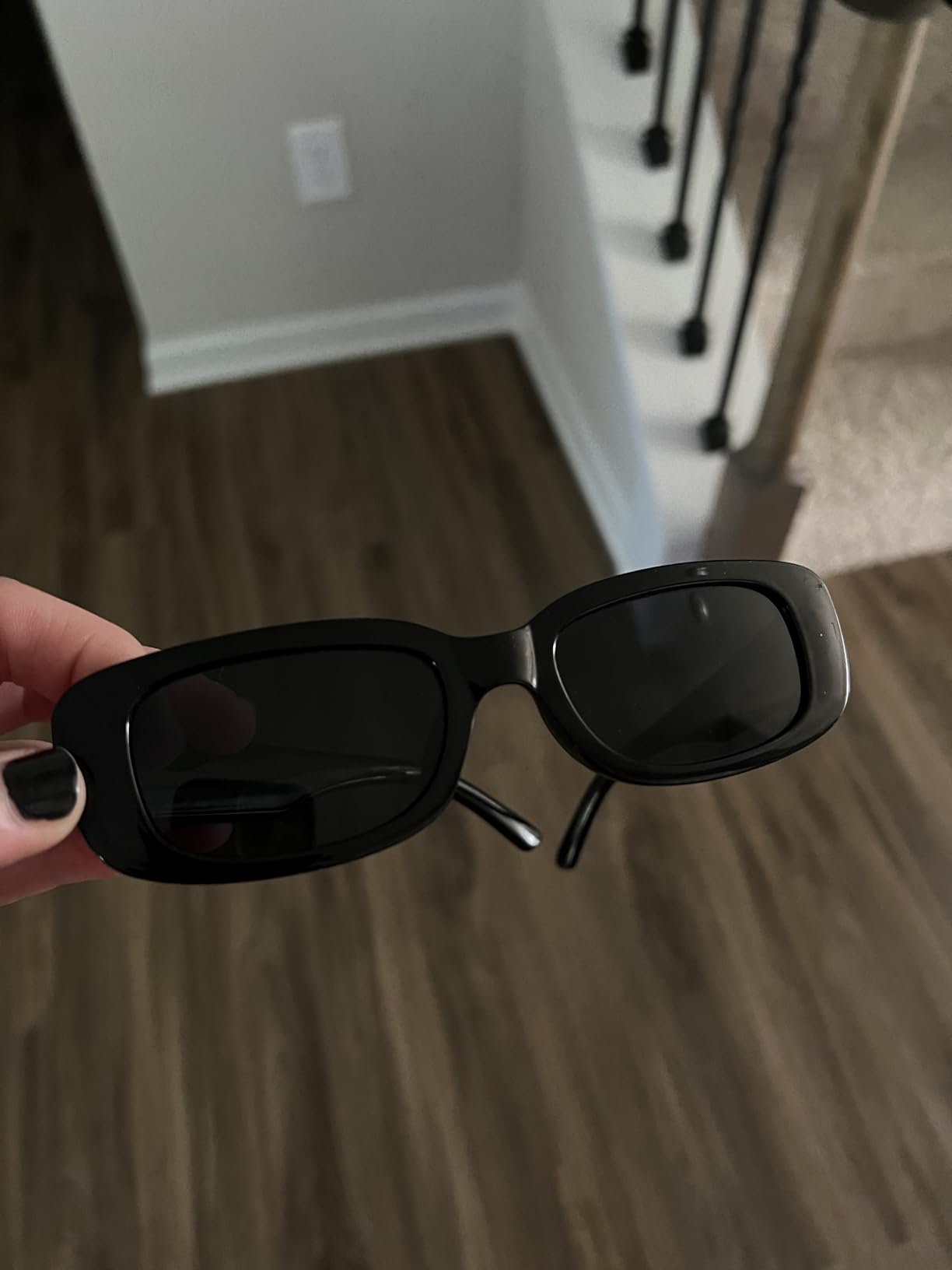 Dollger Rectangle Sunglasses for Women Men Trendy Retro Fashion Sunglasses UV 400 Protection Square Fram - Customer Photo 1