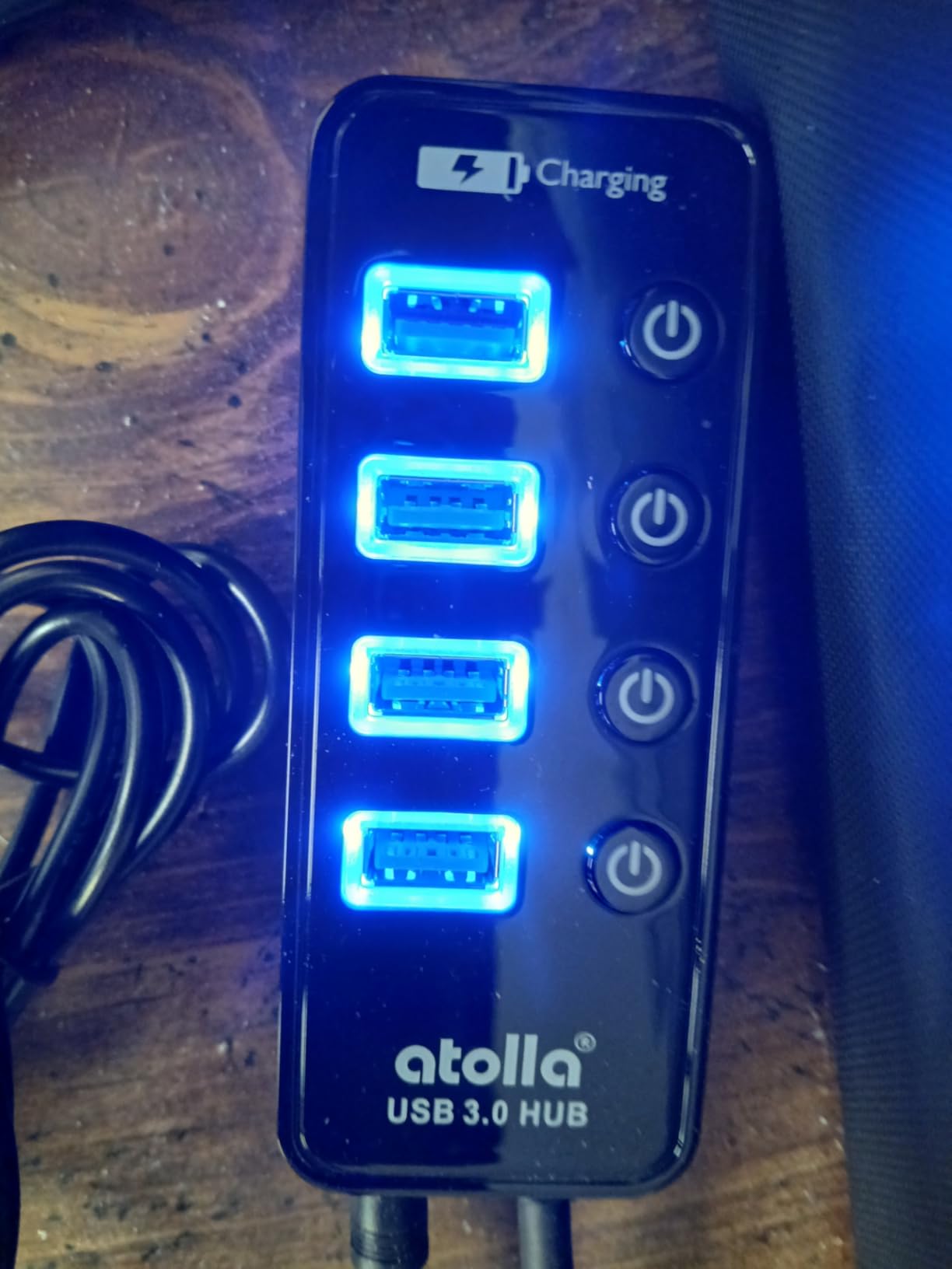 Atolla 4-Port USB 3.0 Hub with 4 Data Ports, 1 Smart Charging Port, Individual On/Off Switches and 5V/3A Adapter - Customer Photo 1