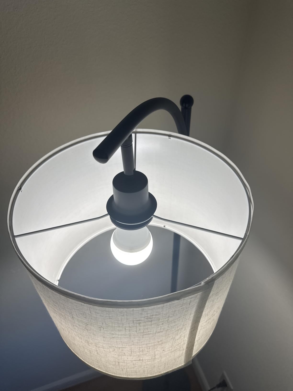 addlon Floor Lamp for Living Room with 3 Color Temperatures, Standing lamp with Linen lampshade for Bedroom, Office, Lamps with 9W LED Bulb Included - Black with Beige Lampshade - Customer Photo 5