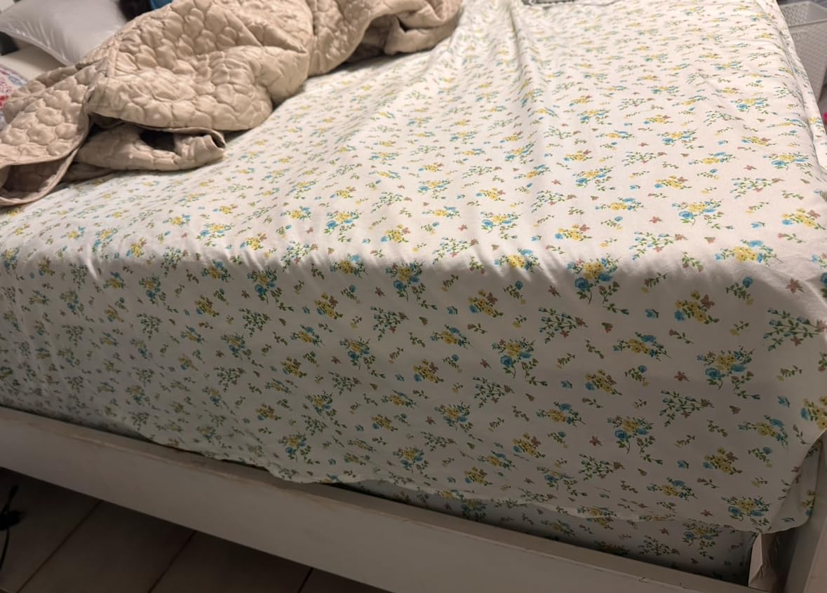 Novilla Queen Size Mattress, 12 Inch Gel Memory Foam Mattress for Cool Night & Pressure Relief, Medium Plush Feel with Motion Isolating, Bliss - Customer Photo 1