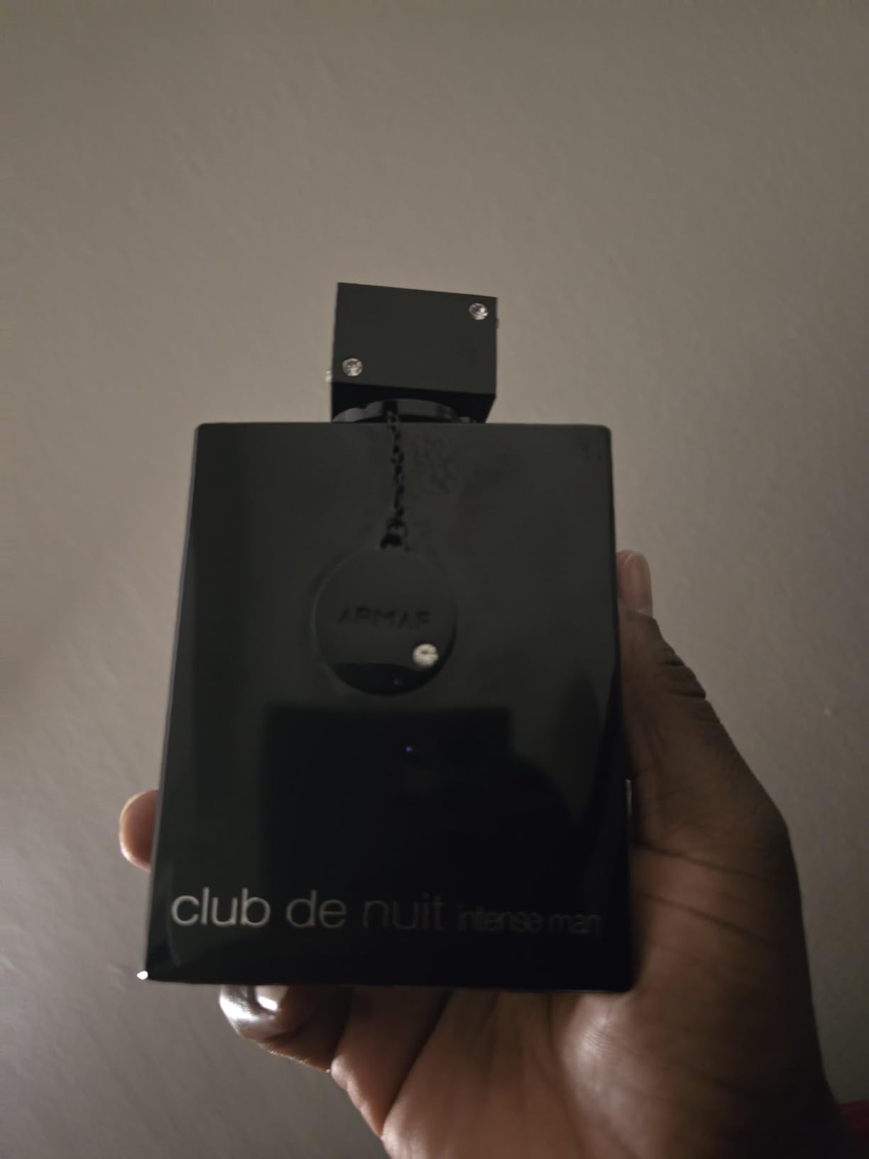 Armaf Club De Nuit Intense for Men Eau de Parfum Spray, 6.8 Ounce / 200 ml - Customer Photo 5