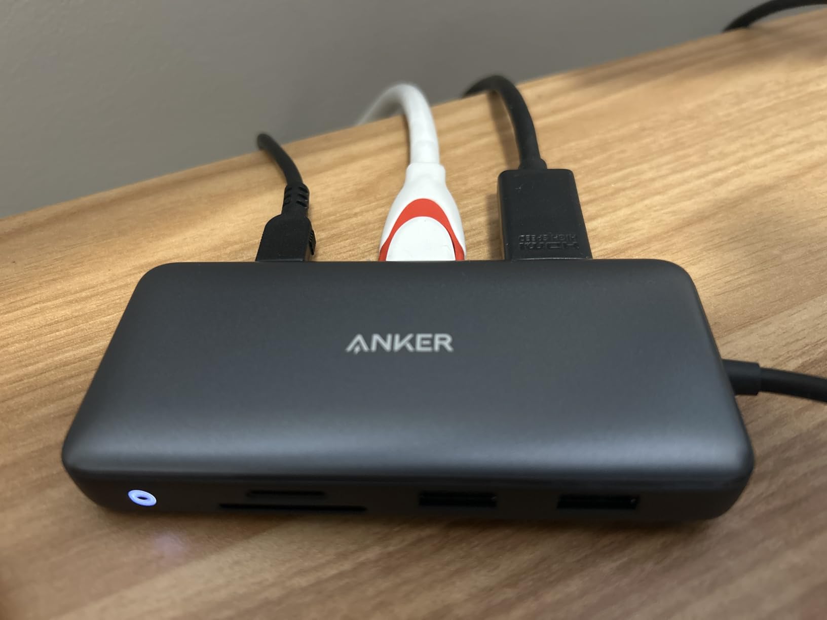 Anker Laptop Docking Station Dual Monitor, 8-in-1 USB C Hub, 4K Dual Monitor with 2 HDMI, 1 Gbps Ethernet Hub, 85W Power Delivery, SD Card Reader for MacBook Pro, XPS and More (Charger not Included) - Customer Photo 1