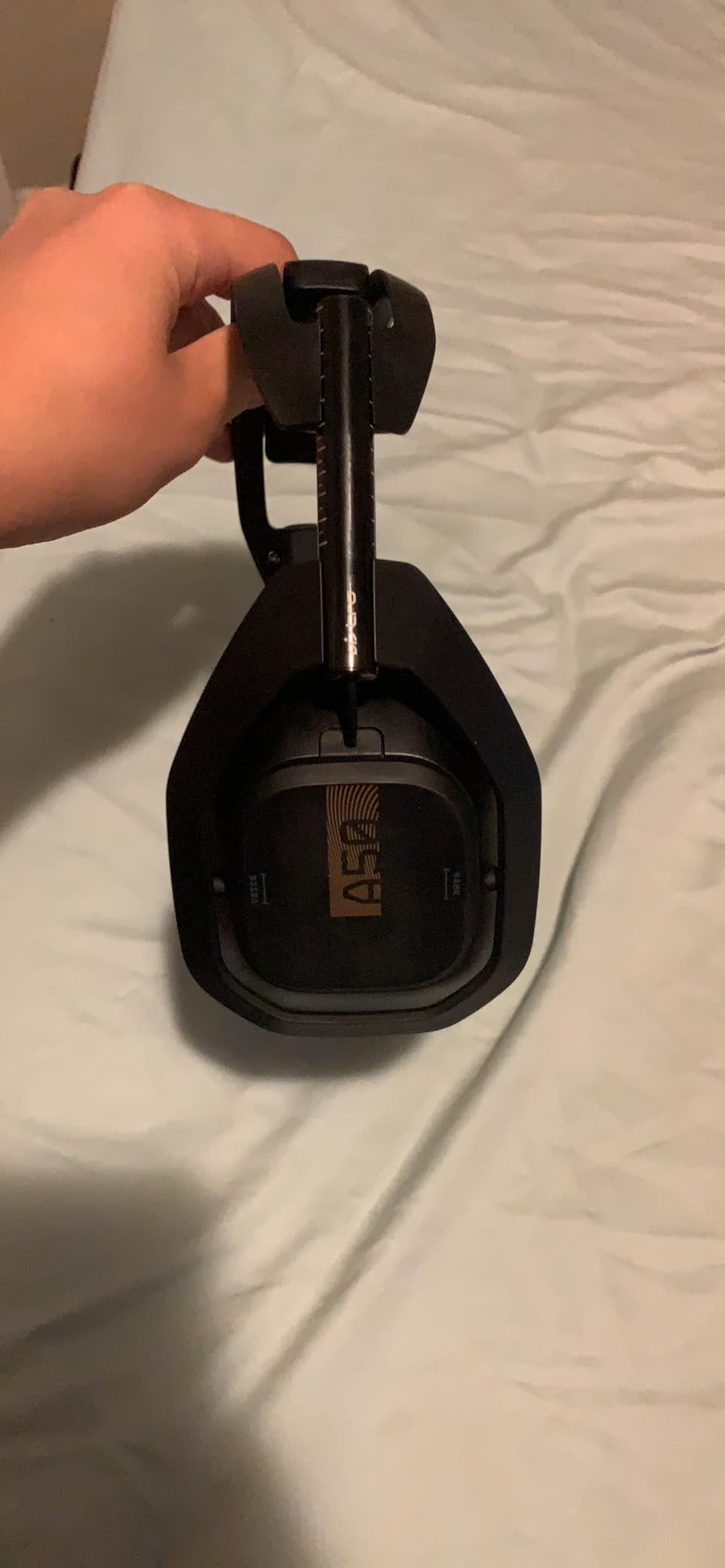 ASTRO Gaming A50 Wireless + Base Station for Xbox One & PC - Black/Gold (Renewed) - Customer Photo 1