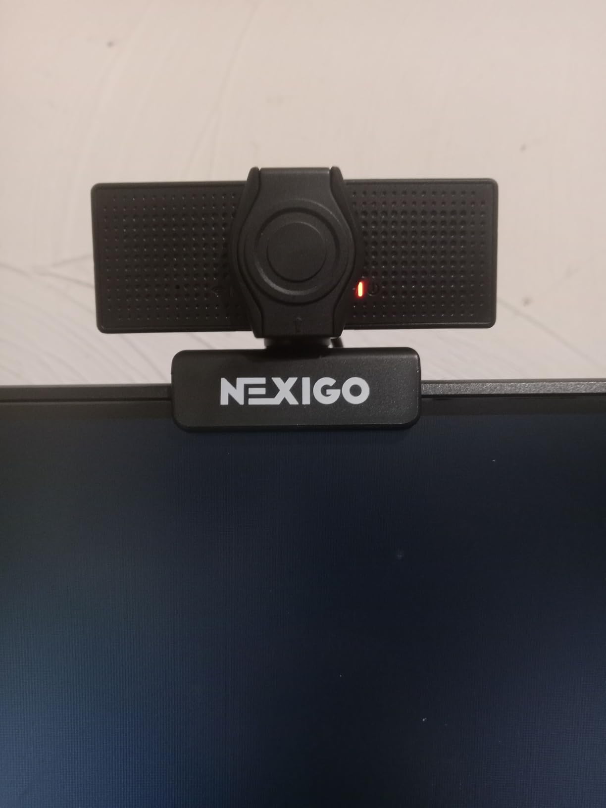 NexiGo N60 1080P Webcam with Microphone, Adjustable FOV, Zoom, Software Control & Privacy Cover, USB HD Computer Web Camera, Plug and Play, for Zoom/Skype/Teams, Conferencing and Video Calling Customer Review NexiGo N60 1080P Webcam with Microphone, Adjustable FOV, Zoom, Software Control & Privacy Cover, USB HD Computer Web Camera, Plug and Play, for Zoom/Skype/Teams, Conferencing and Video Calling - Customer Photo 1
