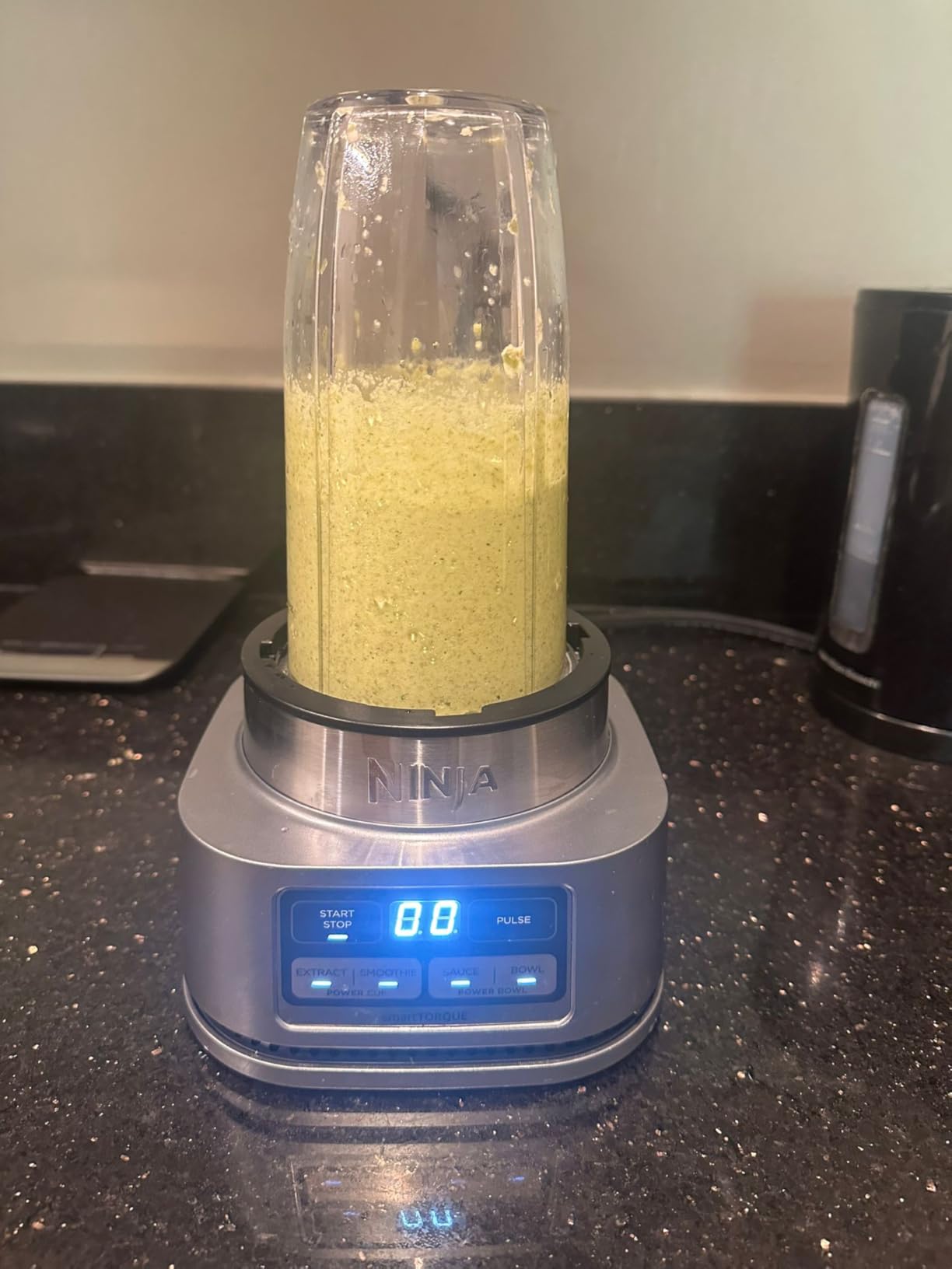 Ninja Blenders for Kitchen | Smoothie Blender, Mixer, Grinder - Premium Blending Performance for Sauces, Frozen Drinks, and More | 1200 Peak Watt Motor | SS101 Foodi Personal Smoothie Maker - Customer Photo 4