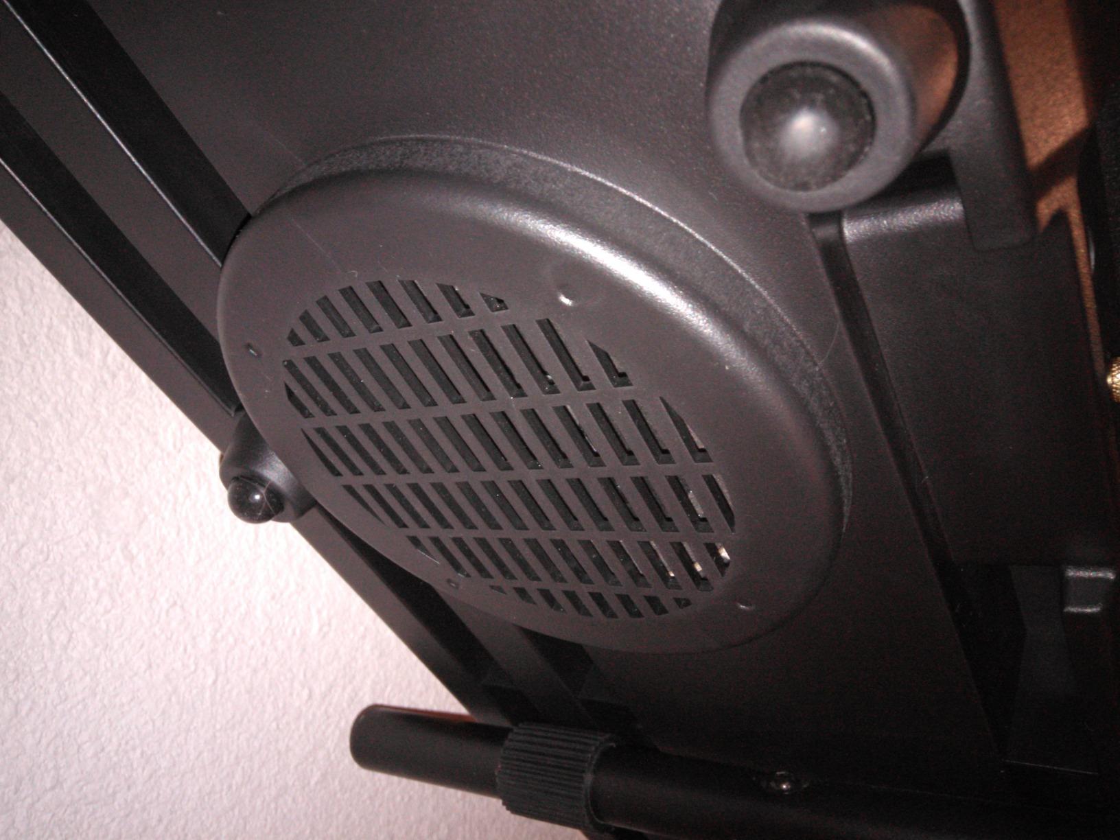 Donner DEP-20 Beginner Digital Piano 88 Key Full Size Weighted Keyboard, Portable Electric Piano with Furniture Stand, 3-Pedal Unit - Customer Photo 3