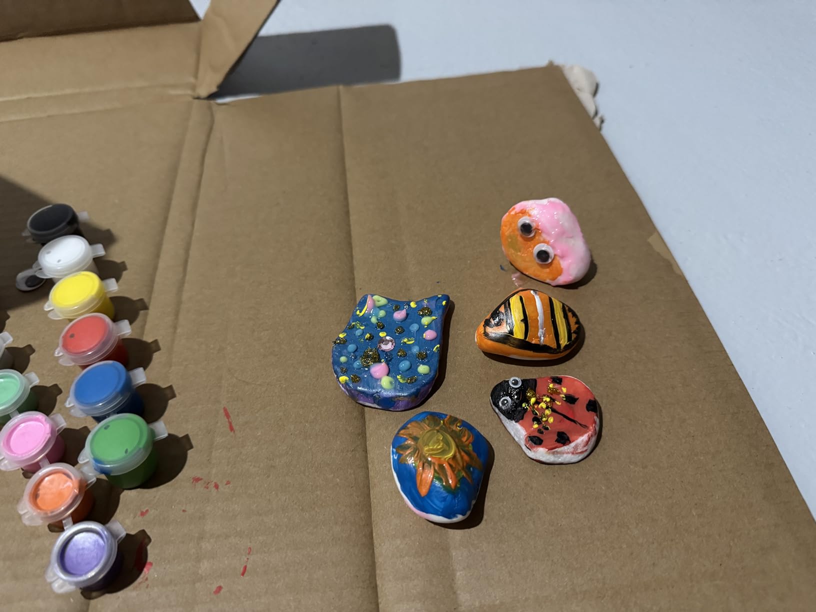 Rock Painting Kit- Glow in The Dark Rock Kit, Arts and Crafts for Kids Ages 6-12, Art Supplies Toy , Kids Craft Paint Kits, Arts & Crafts for Boys Girls Birthday Party Gift Toy - Customer Photo 1