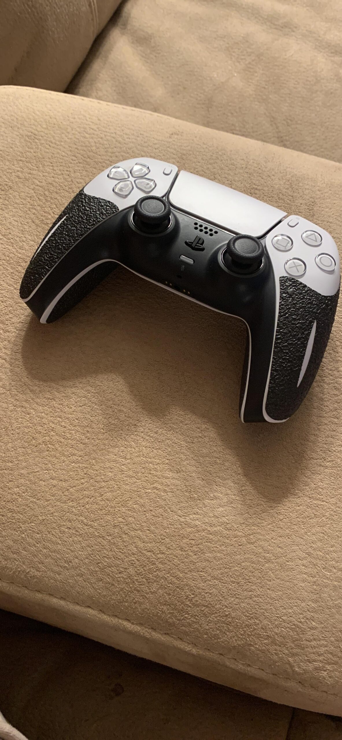 Dragon Grips PS5 Controller Grip, 22 Pcs Black Textured Non-Slip Rubber Controller Grips Stickers, Perfectly Fit to Any Handles, Trigger Buttons & D-pad, Sweat Resistant to Enhance Gaming Control, 2pk - Customer Photo 1