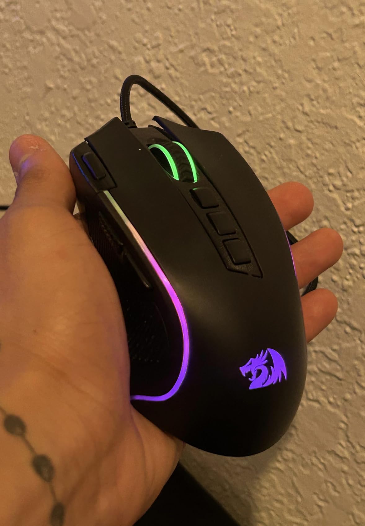 Redragon M612 Predator RGB Gaming Mouse, 8000 DPI Wired Optical Mouse with 11 Programmable Buttons & 5 Backlit Modes, Software Supports DIY Keybinds Rapid Fire Button - Customer Photo 2