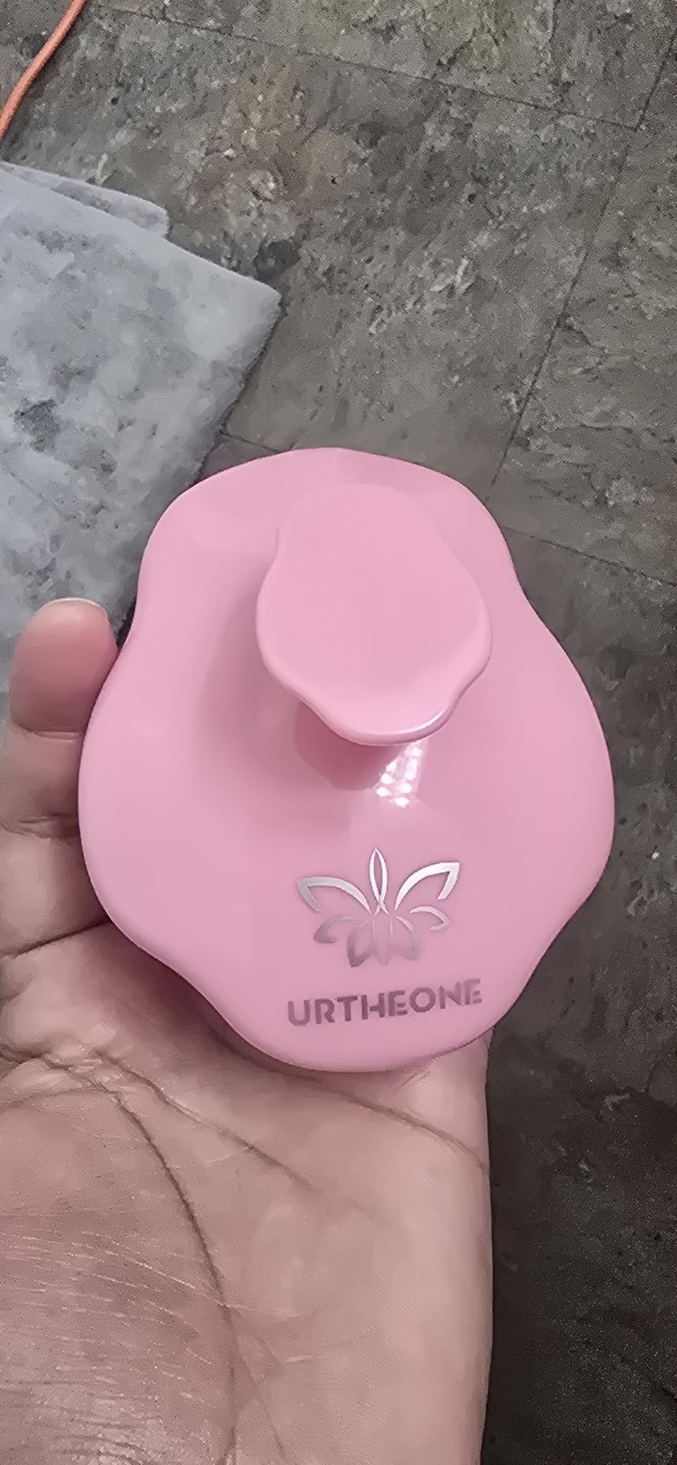 URTHEONE Soft Silicone Hair Scalp Massager Shampoo Brush for Wet Dry Oily Curly Straight Thick Thin Rough Long Short Natural Men Women Kids Pets Hair Care Tools - Customer Photo 1