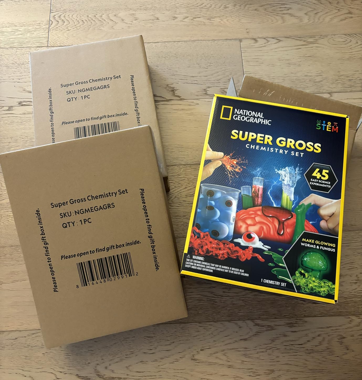 National Geographic Gross Science Kit - 45 Gross Science Experiments- Dissect a Brain, Make Slime, Creepy STEM Project for Boys and Girls, Birthday Gifts for Kids 8-12 (Amazon Exclusive) - Customer Photo 2