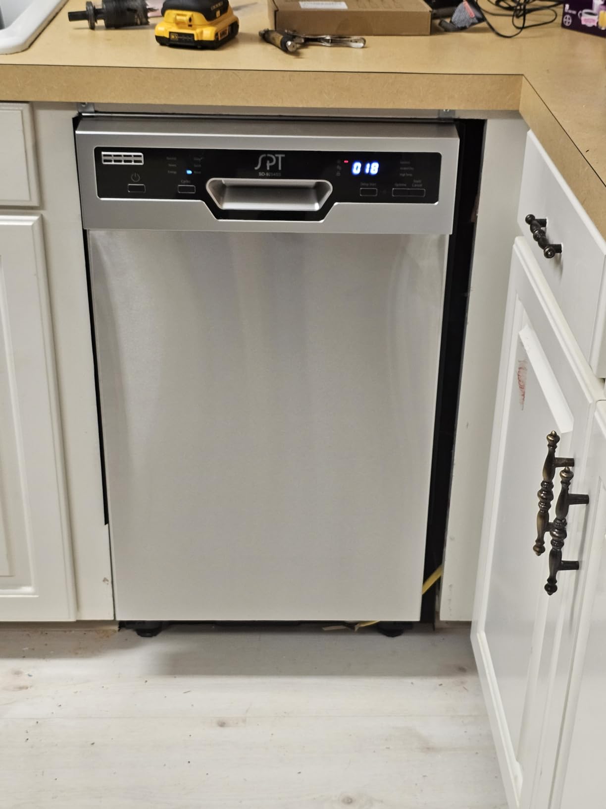 SPT SD-9254SSA 18″ Wide Built-In Stainless Steel Dishwasher w/Heated Drying, ENERGY STAR, 6 Wash Programs, 8 Place Settings and Stainless Steel Tub Customer Review SPT SD-9254SSA 18″ Wide Built-In Stainless Steel Dishwasher w/Heated Drying, ENERGY STAR, 6 Wash Programs, 8 Place Settings and Stainless Steel Tub - Customer Photo 1