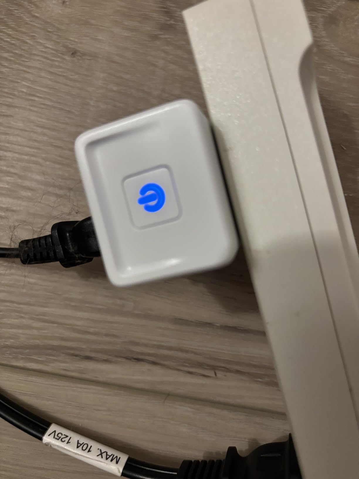 Kasa Smart Plug Ultra Mini 15A, Smart Home Wi-Fi Outlet Works with Alexa, Google Home & IFTTT, No Hub Required, UL Certified, 2.4G WiFi Only, 1-Pack(EP10), White - Customer Photo 2