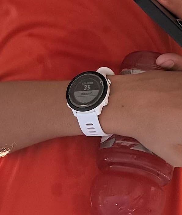 Garmin Forerunner 55, GPS Running Watch with Daily Suggested Workouts, Up to 2 Weeks of Battery Life, Black - 010-02562-00 Customer Review Garmin Forerunner 55, GPS Running Watch with Daily Suggested Workouts, Up to 2 Weeks of Battery Life, Black - 010-02562-00 - Customer Photo 1