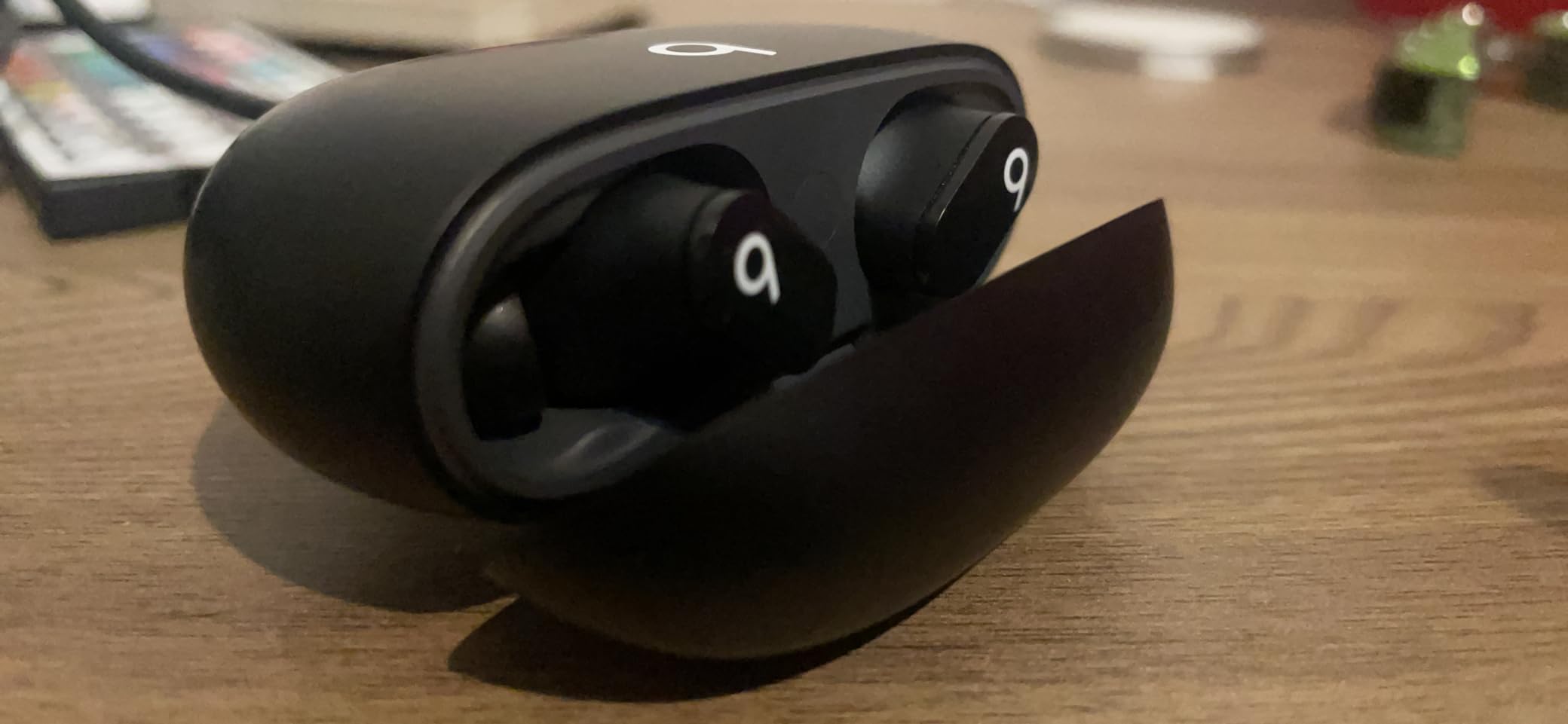 Beats Studio Buds - True Wireless Noise Cancelling Earbuds - Compatible with Apple & Android, Built-in Microphone, IPX4 Rating, Sweat Resistant Earphones, Class 1 Bluetooth Headphones - Black - Customer Photo 2