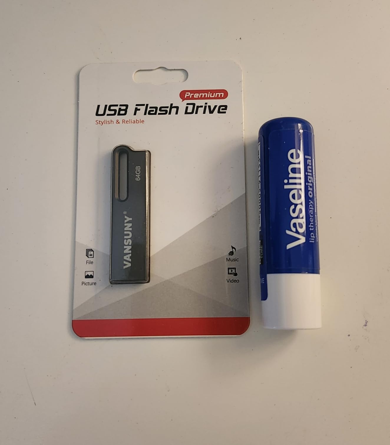 Vansuny 64GB Flash Drive Metal Waterproof USB Drive USB 3.0 Ultra High Speed Memory Stick, Portable Thumb Drive for PC/Tablets/Mac/Laptop Customer Review Vansuny 64GB Flash Drive Metal Waterproof USB Drive USB 3.0 Ultra High Speed Memory Stick, Portable Thumb Drive for PC/Tablets/Mac/Laptop - Customer Photo 2