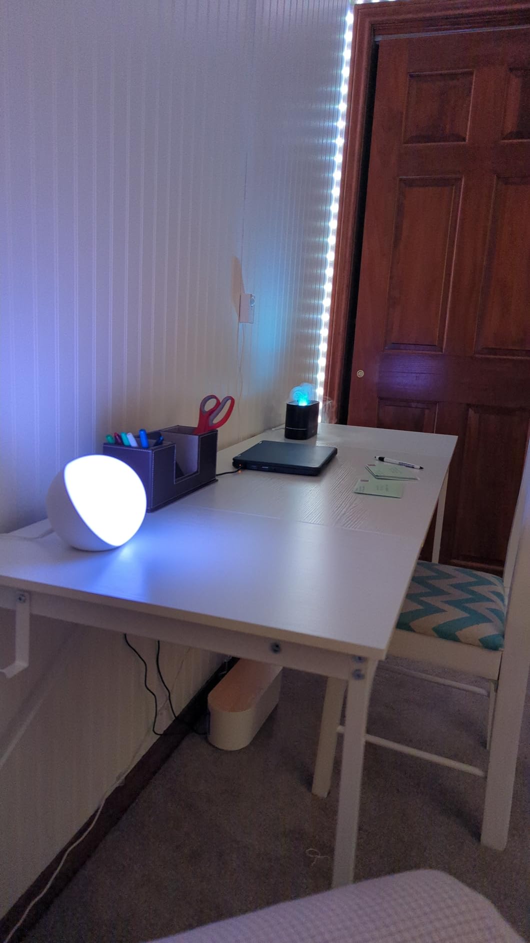 Hifree Smart Table Lamp, Dimmable Desk Lamp with App/Voice Control, LED RGB Color Changing Touch Lamp, Night Light for Bedroom Compatible with Alexa Customer Review Hifree Smart Table Lamp, Dimmable Desk Lamp with App/Voice Control, LED RGB Color Changing Touch Lamp, Night Light for Bedroom Compatible with Alexa - Customer Photo 2